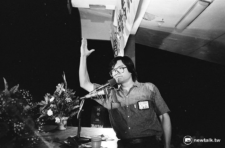1987年8月30日，數百名曾遭國民黨迫害的政治犯，群聚在台北市國賓飯店，成立「台灣政治受難者聯誼總會」蔡有全擔任大會主持人。一句「台灣應該獨立」列入章程，被重判十一年，他從不退縮。(圖文：邱萬興) 圖：邱萬興/攝