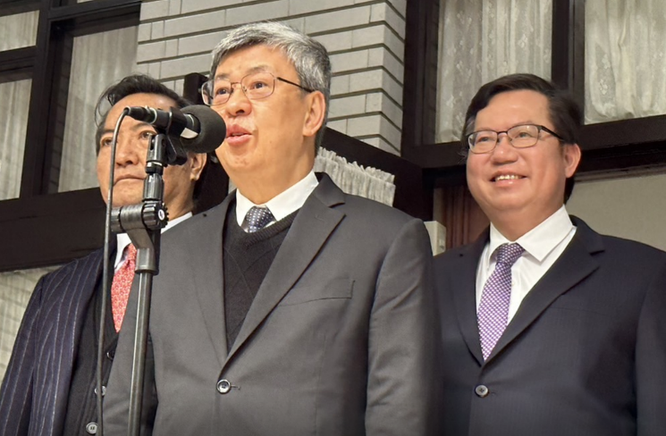 陳建仁上午接受媒體訪問。 圖：陳佩君／攝