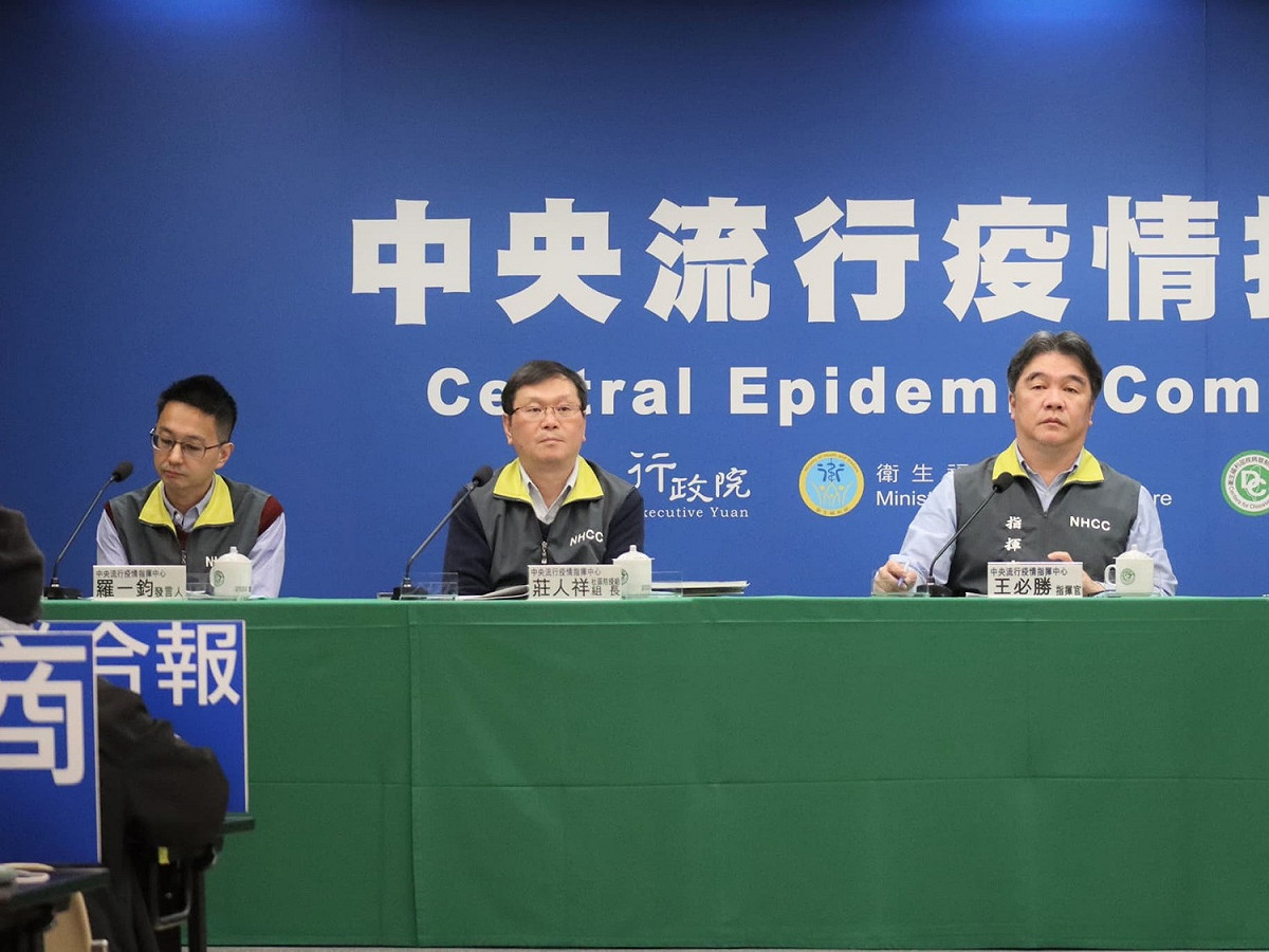 中央流行疫情指揮中心今(10)日公布新增6,435例本土個案及142例境外移入，另確診個案新增37例死亡個案。 圖：中央流行疫情指揮中心／提供