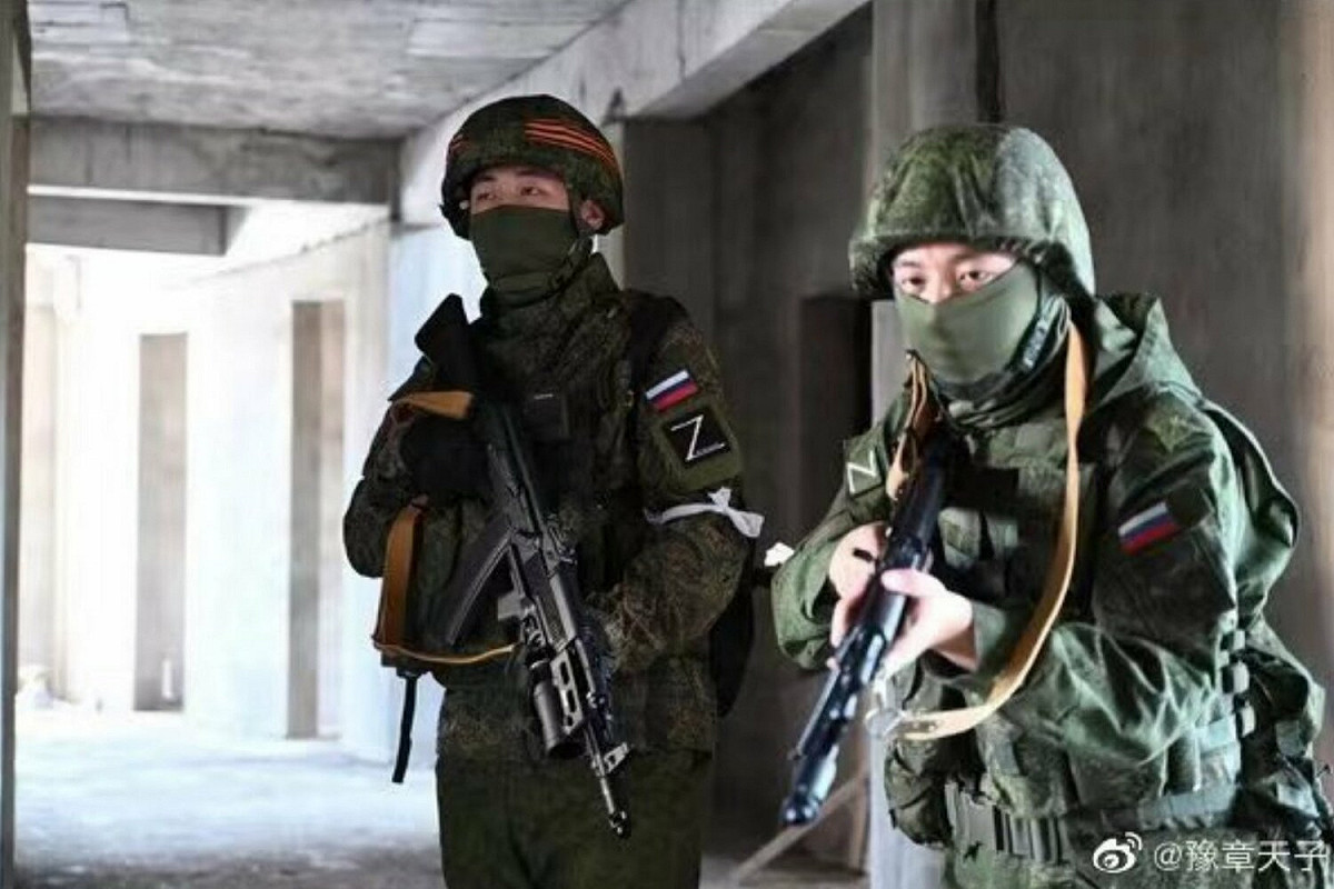 青年近衛軍 Z 成員認為中俄共同受到西方打壓，應該相互支持，並強調俄羅斯絕不能消失。 圖:翻攝自李老師不是你老師推特