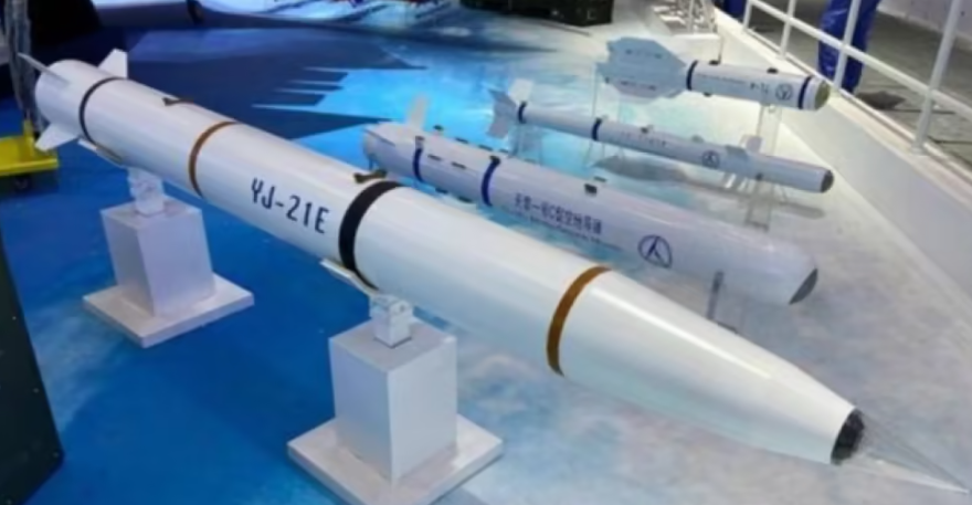 052DE 驅逐艦可以使用鷹擊-21E 高超音速反艦導彈。 圖：翻攝自龍行觀察企鵝號