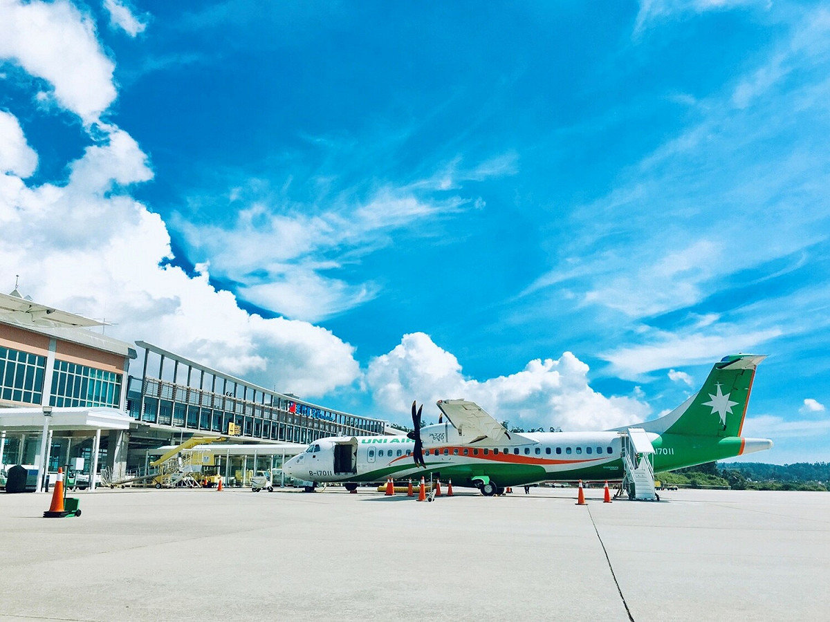 交通部民用航空局今天宣布，澎湖、金門、馬祖三離島管制航線將提供850架次，並提前於11月6日開放訂位，有規劃旅遊的民眾，記得先搶機票！ 圖：取自立榮航空臉書(資料照)