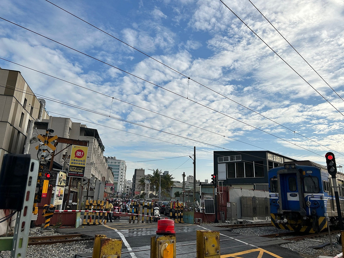電子票證台鐵估每年需自行吸收3億元折扣價差，8月起改推「常客回饋」與「電子定期票」優惠，電子票證優惠則取消。（示意圖） 圖：林岑韋／攝