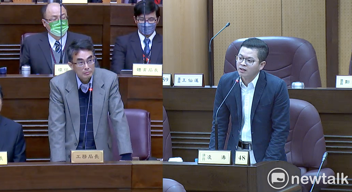 桃園市議員凌濤（右）要求全面盤點跨局處所有「毛胚屋工程」。 圖：林昀真/翻攝
