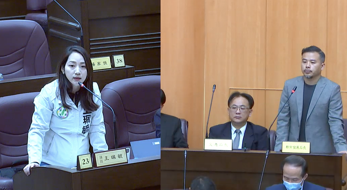 民進黨籍議員王珮毓（左）指出，過去市府透過減項儘早發包，在不影響整體工程時程下保障市民權益。 圖：林昀真/翻攝