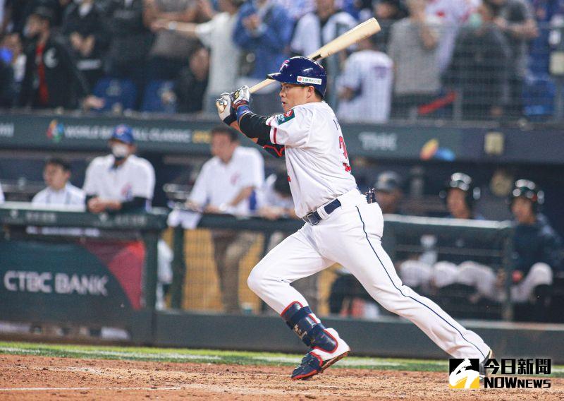 ▲2023WBC經典賽中華隊鄭宗哲敲出猛打賞。 （圖／記者葉政勳攝 , 2023.03.08）