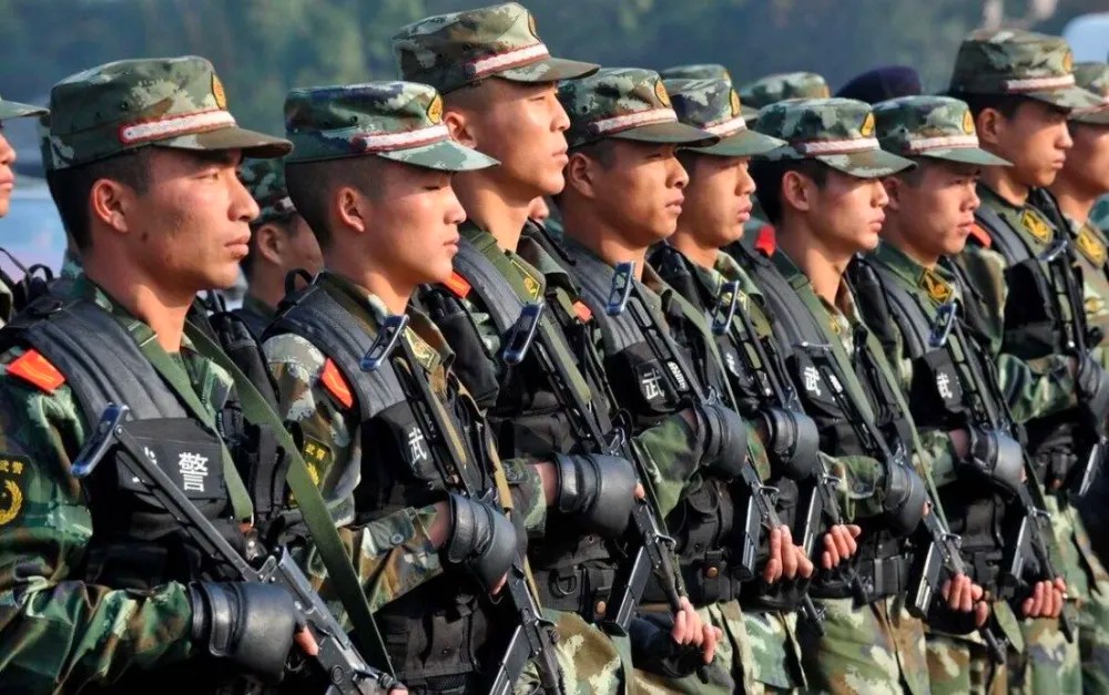 中國解放軍。 圖：翻攝自中媒迷彩虎
