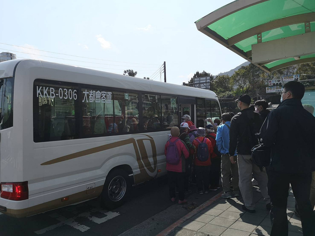安坑接駁車。 圖：新北市交通局提供