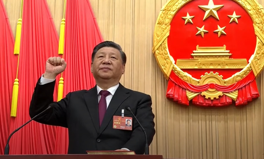 習近平在10日全國人大一次會議中全票當選中華人民共和國國家主席，展開第三個國家元首任期。 圖：翻攝央視直播（資料照）