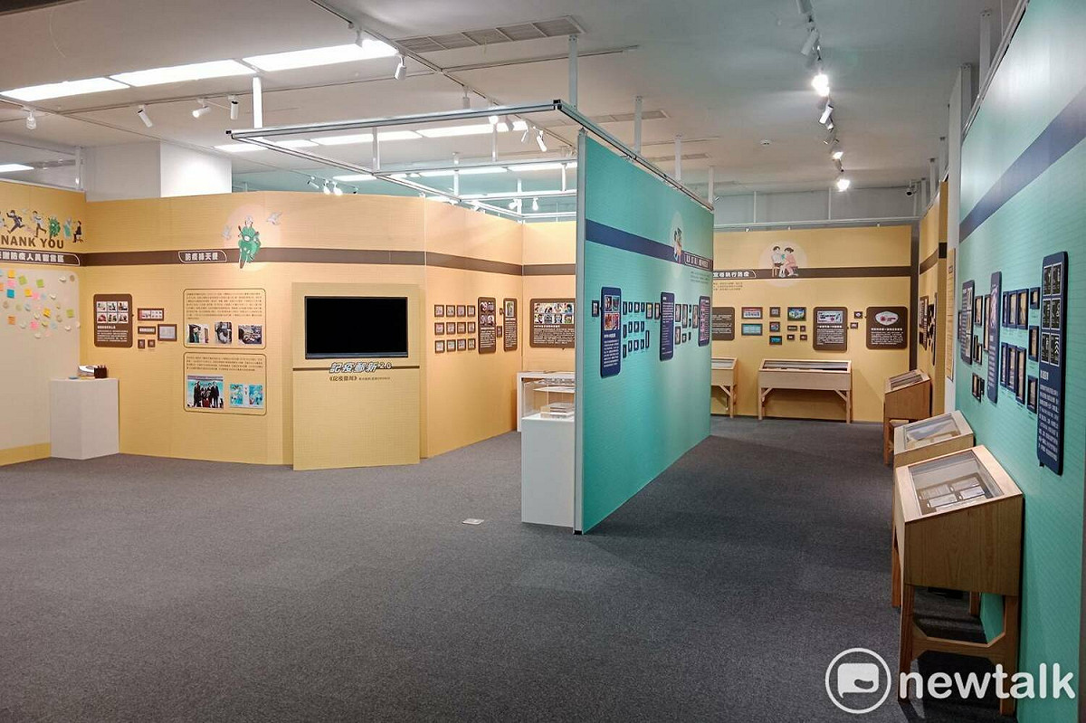 「記疫郵新2.0：COVID-19防疫郵票特展」一隅。 圖：孫家銘攝