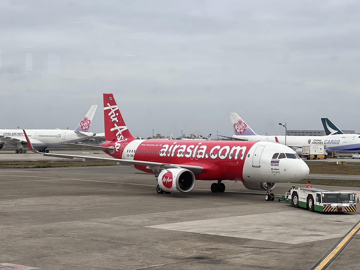 亞洲航空今(13)日公告，台北-菲律賓宿霧機票單程未稅1元起。 圖：翻攝自亞洲航空臉書