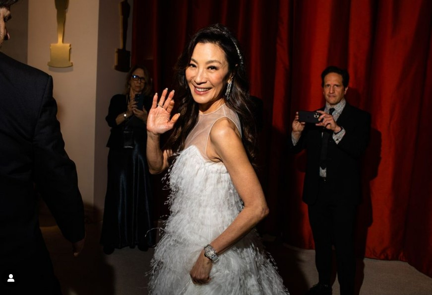 楊紫瓊成為奧斯卡首位亞裔影后。 圖：翻攝自theacademy IG