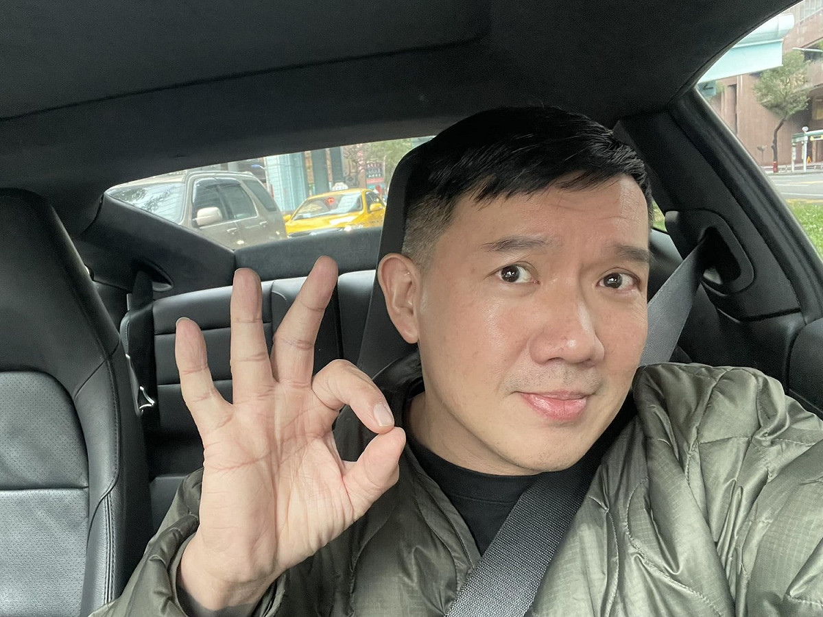 杜汶澤認為港府以「香港演員」祝賀楊紫瓊是揩油。 圖：取自杜汶澤臉書