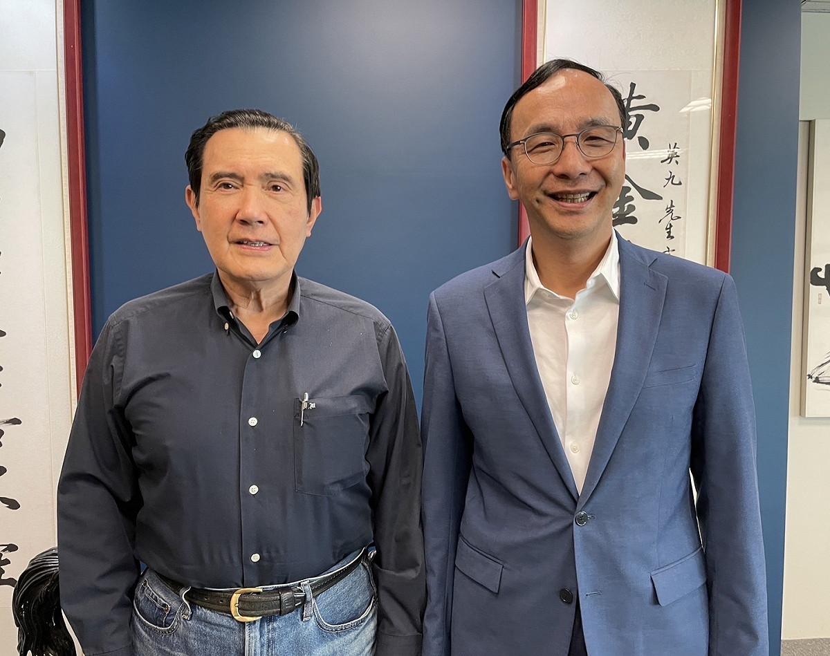 國民黨主席朱立倫就2024選戰向前總統馬英九請益。 圖：國民黨文傳會/提供
