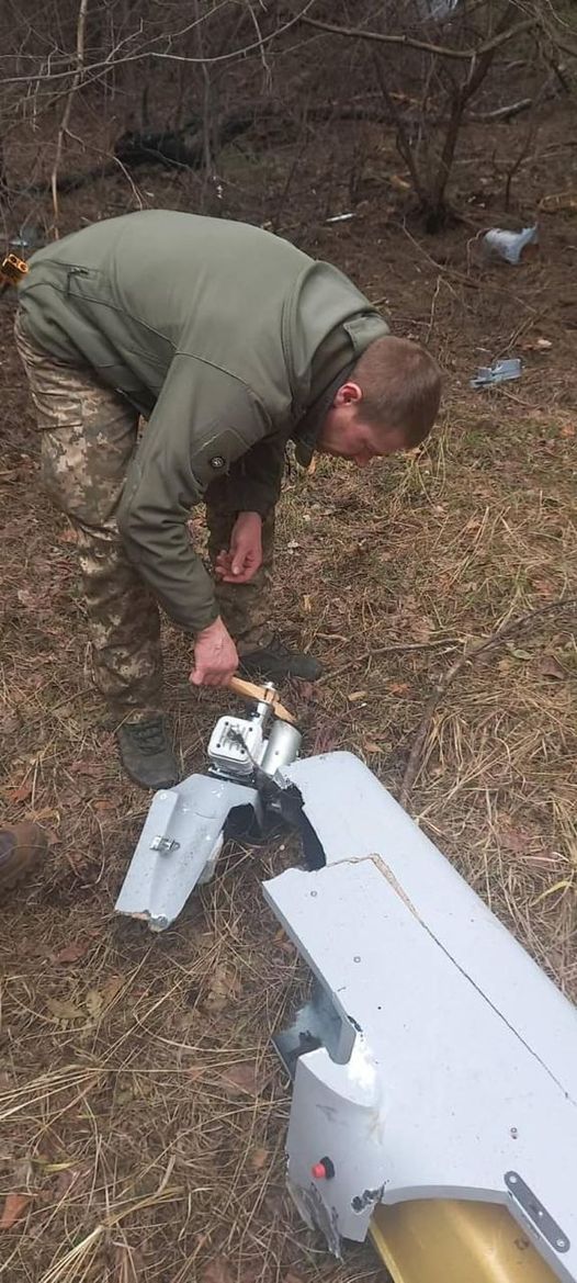烏軍證實擊落了中國製 Mugin-5 商用無人機。 圖：翻攝自烏克蘭領土防衛部隊推特