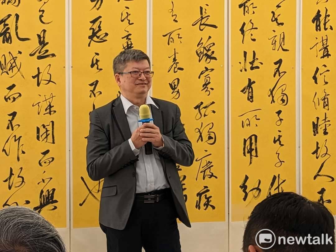 書法印鈕迷引頸企盼卻因疫情延期的「刀藝雙馨」宋崗書法印鈕展終於來了！書法印鈕大師宋崗即日起至3月30日在明宗書法藝術館展出精彩力作，作品結合傳統的書、畫、印的素養與技藝，十分精彩。 圖：黃博郎／攝