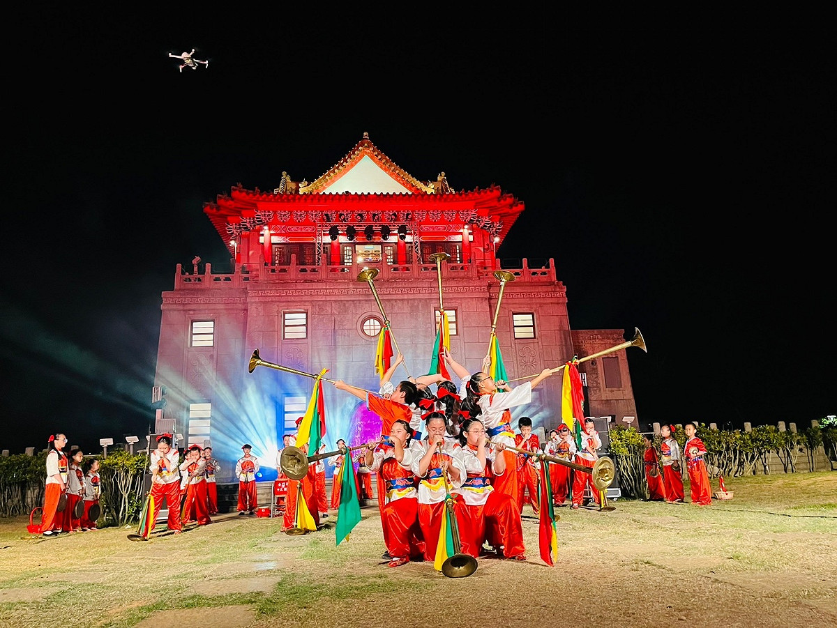 中正國小鼓吹陣為全國碩果僅存的鼓吹隊。 麗寶樂園/提供