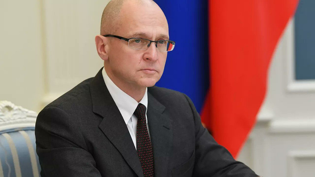 俄羅斯第一副首長Sergey Kiriyenko基里延科建議，部分俄羅斯官員在4月1日前停止使用蘋果iPhone手機。 圖：翻攝自@CeyhunAsirov推特