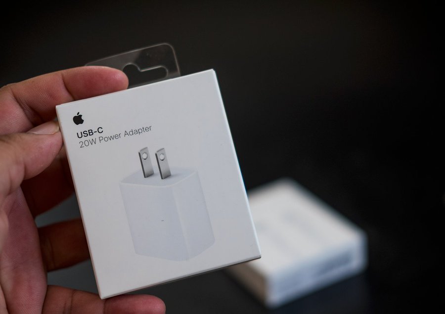 先前不斷傳出，蘋果會限制iPhone15 USB-C的速度，只有獲得MFi認證的配件才能「完全解放功能」。 圖：取自郭明錤推特