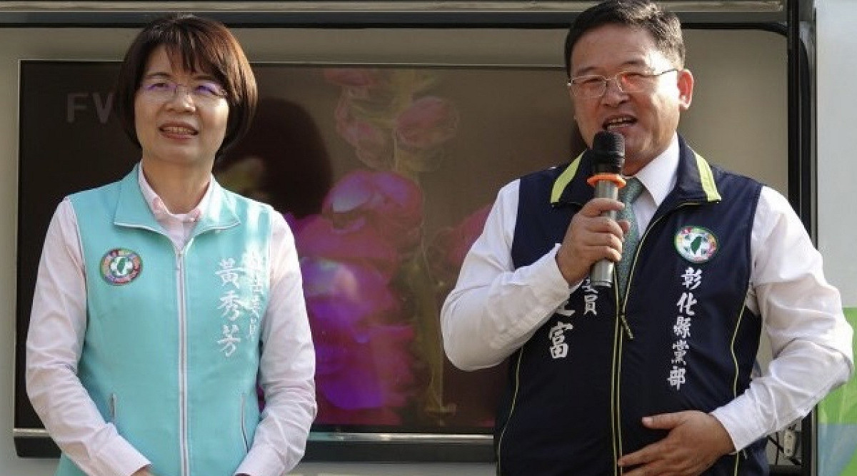 黃秀芳競選縣長時邱建富擔任總幹事，如今兩人要在立委初選一拚高下。 新頭殼資料照
