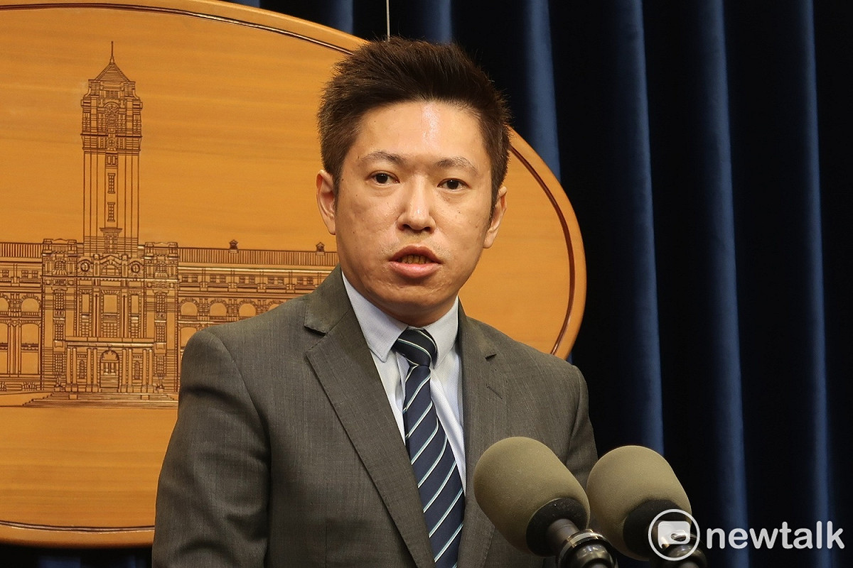 「我會扮演好控球後衛的角色。」44 歲的張惇涵，在交接典禮上的一句話，道出了他的位置。 圖：林朝億攝（資料照）