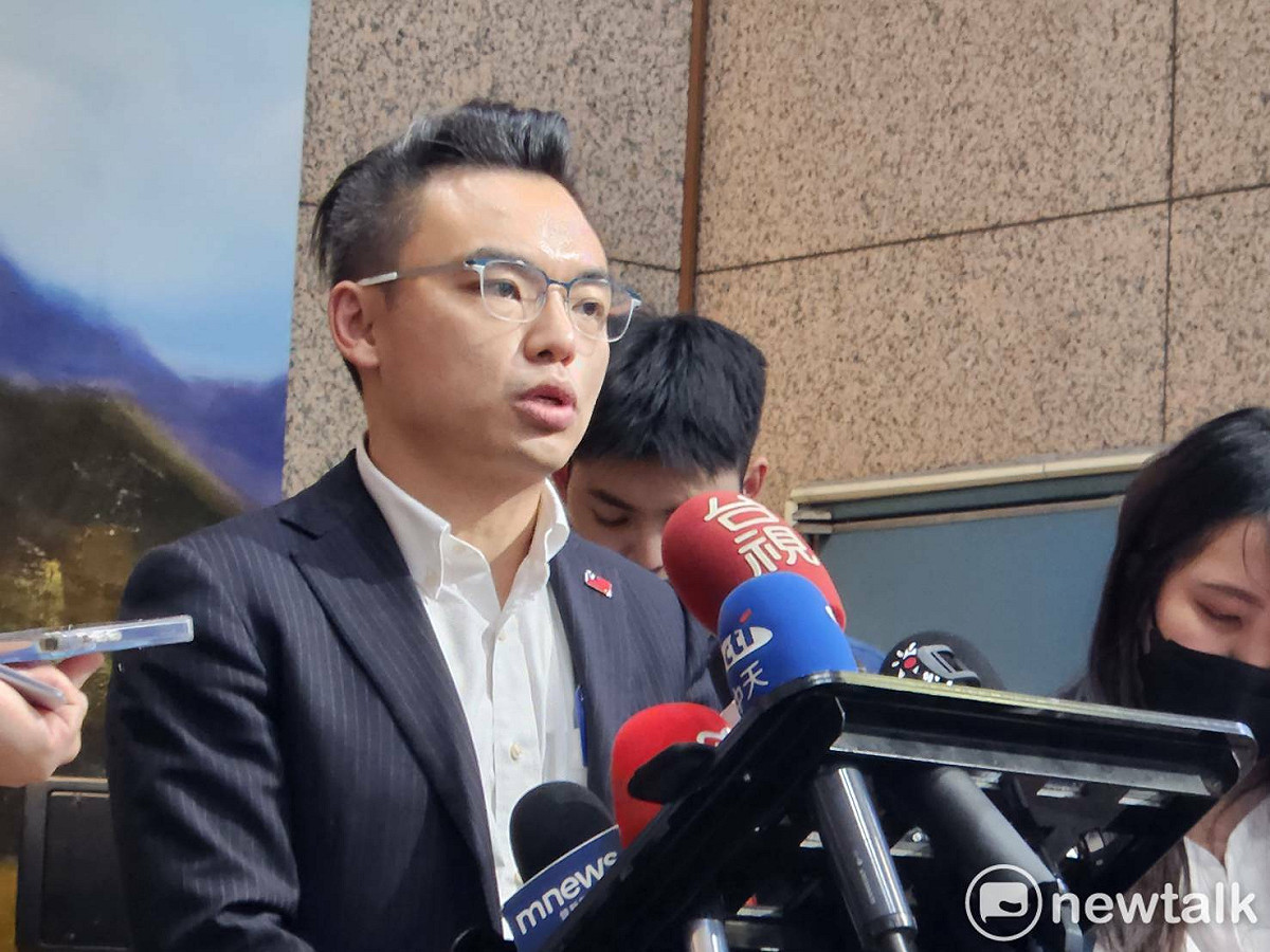 國民黨文傳會主委洪孟楷回應總統、立委提名相關問題。 圖：黃建豪/攝