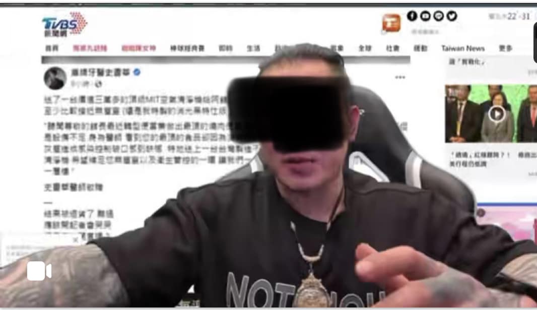 館長昨日在直播中回應退貨史書華空氣清淨機一事。 圖：翻攝自FB/盾牌牙醫史書華