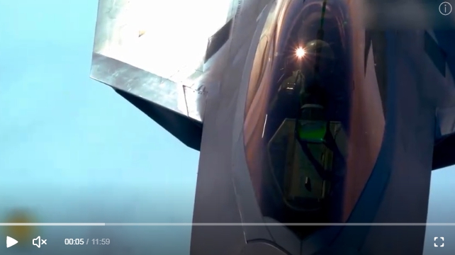 F-22 隱形戰機座艙蓋。 圖 : 翻攝自迷彩虎