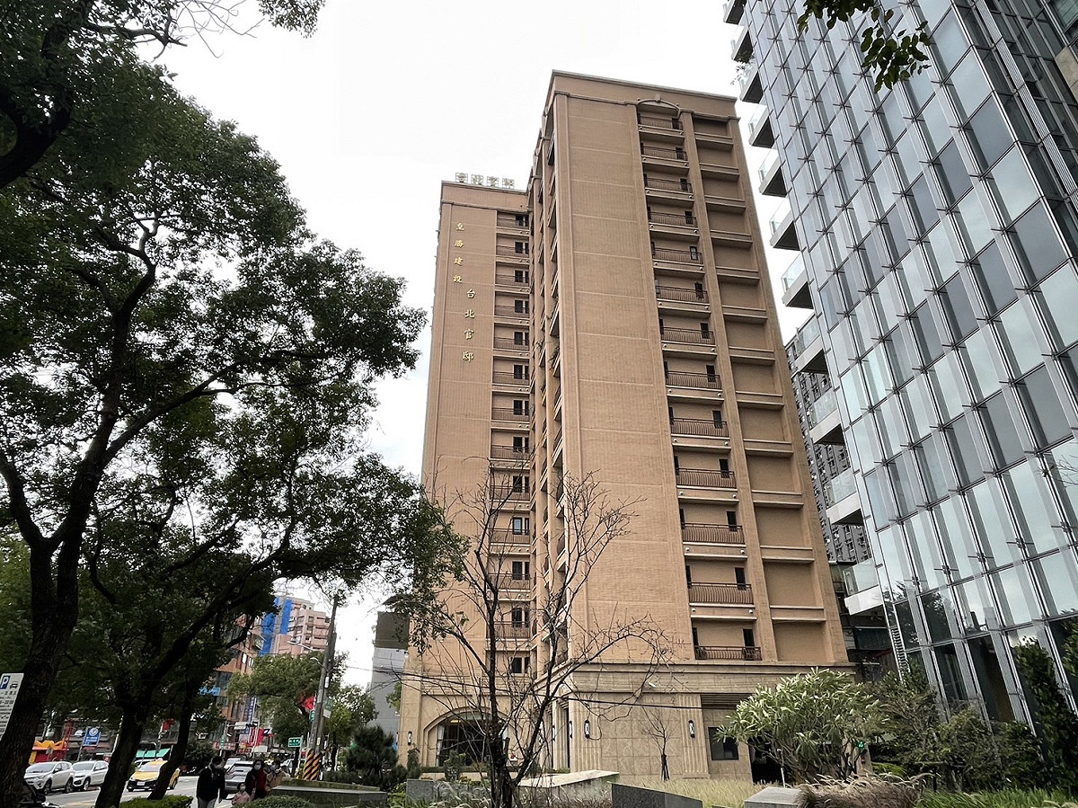 六都民眾購屋負擔持續提高，央行對於囤房、囤地者的管制應加嚴。 圖：新北市工務局