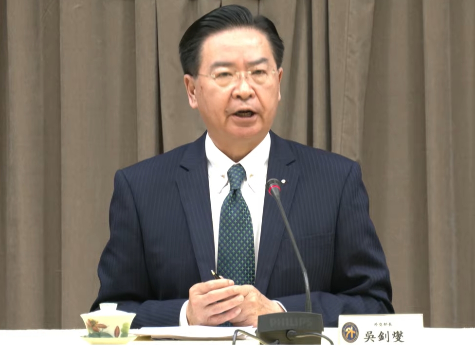 吳釗燮表示，目前宏國在台求學學生有175人，依照往例，會請他們在這個學期結束後離開台灣。 圖：林昀真／翻攝