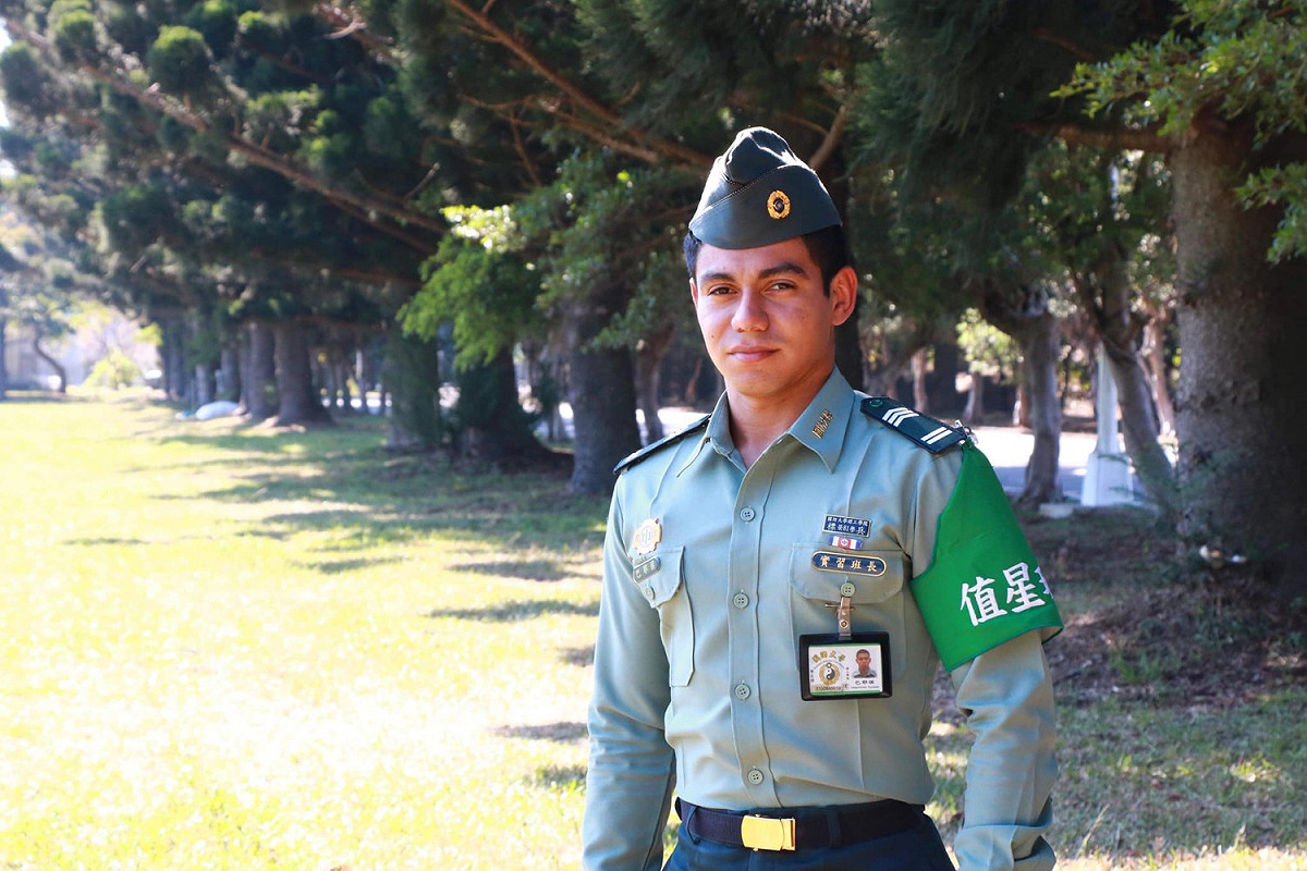 台宏斷交後，宏國就讀台灣軍校學員（生）共計39人，將協助訓員及眷屬返國。圖為2019年就讀國防大學理工學院宏國學生Fausis。 圖：翻攝國防大學National Defense University臉書(資料照片)