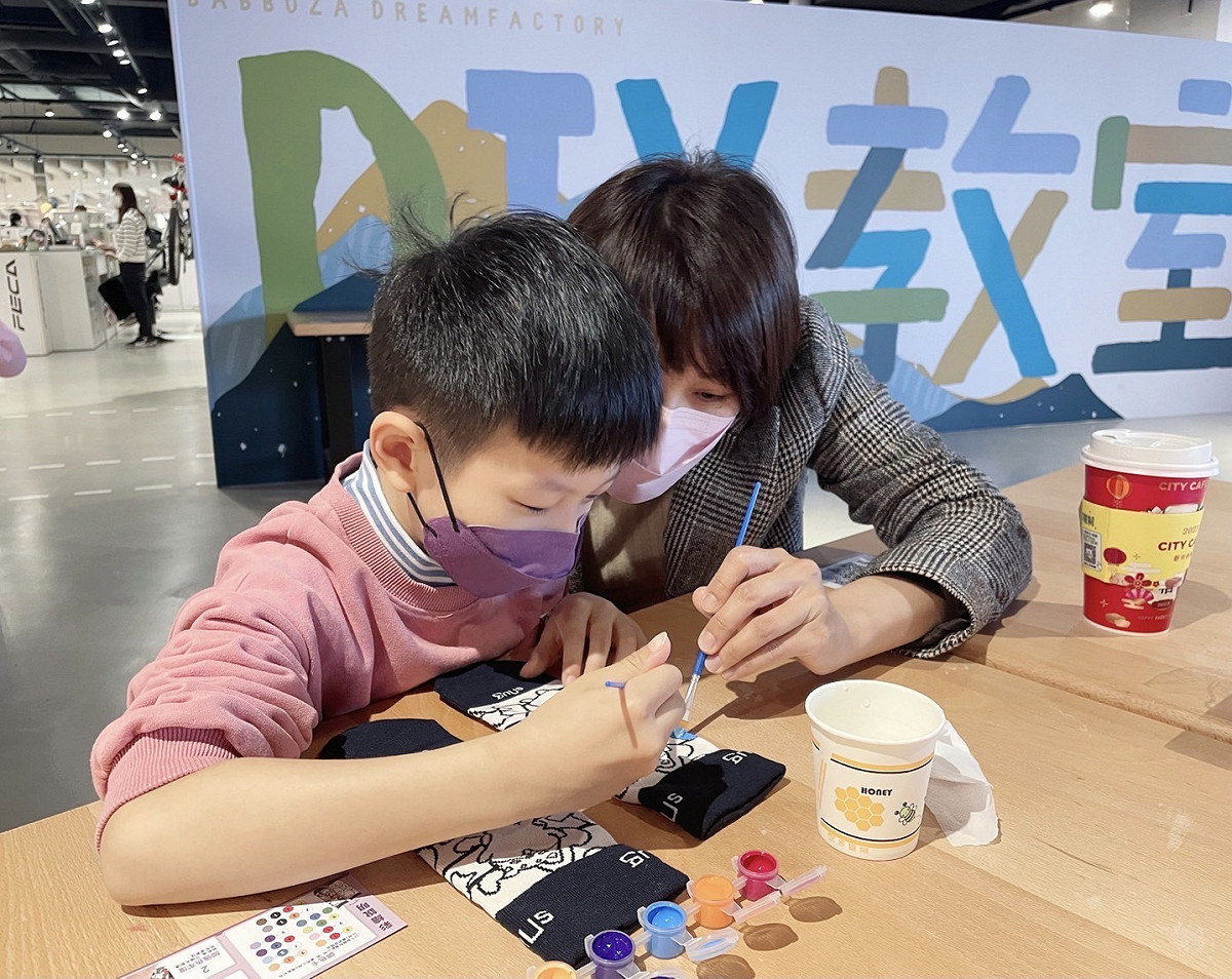 半山夢工廠提供遊客DIY手作。 半山夢工廠/提供