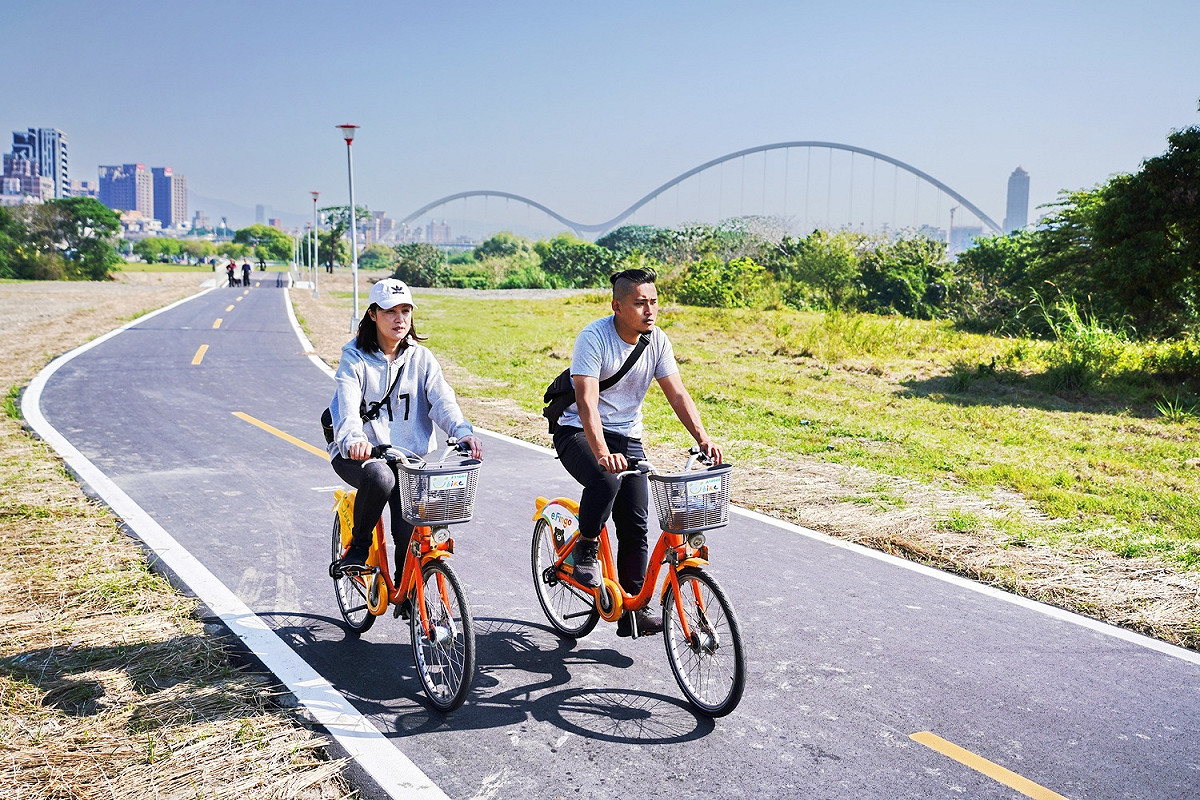新北河濱完整的自行車道路網，周邊還有許多遊憩點。 圖：新北市高灘處提供