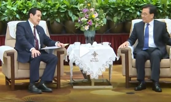 前總統馬英九訪中行程，28日晚間在南京會見中共江蘇省委書記信長星 圖:翻攝自微博