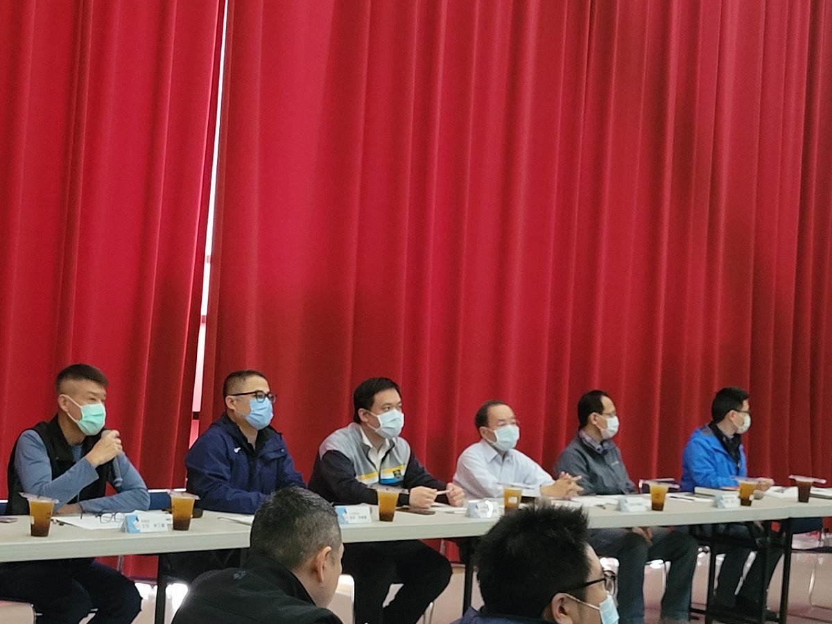 新北市消防局於今(30)日召開「專責安檢小組消防安全法令暨建築物審（勘）查執法疑義」研討會議。 圖：新北市消防局提供