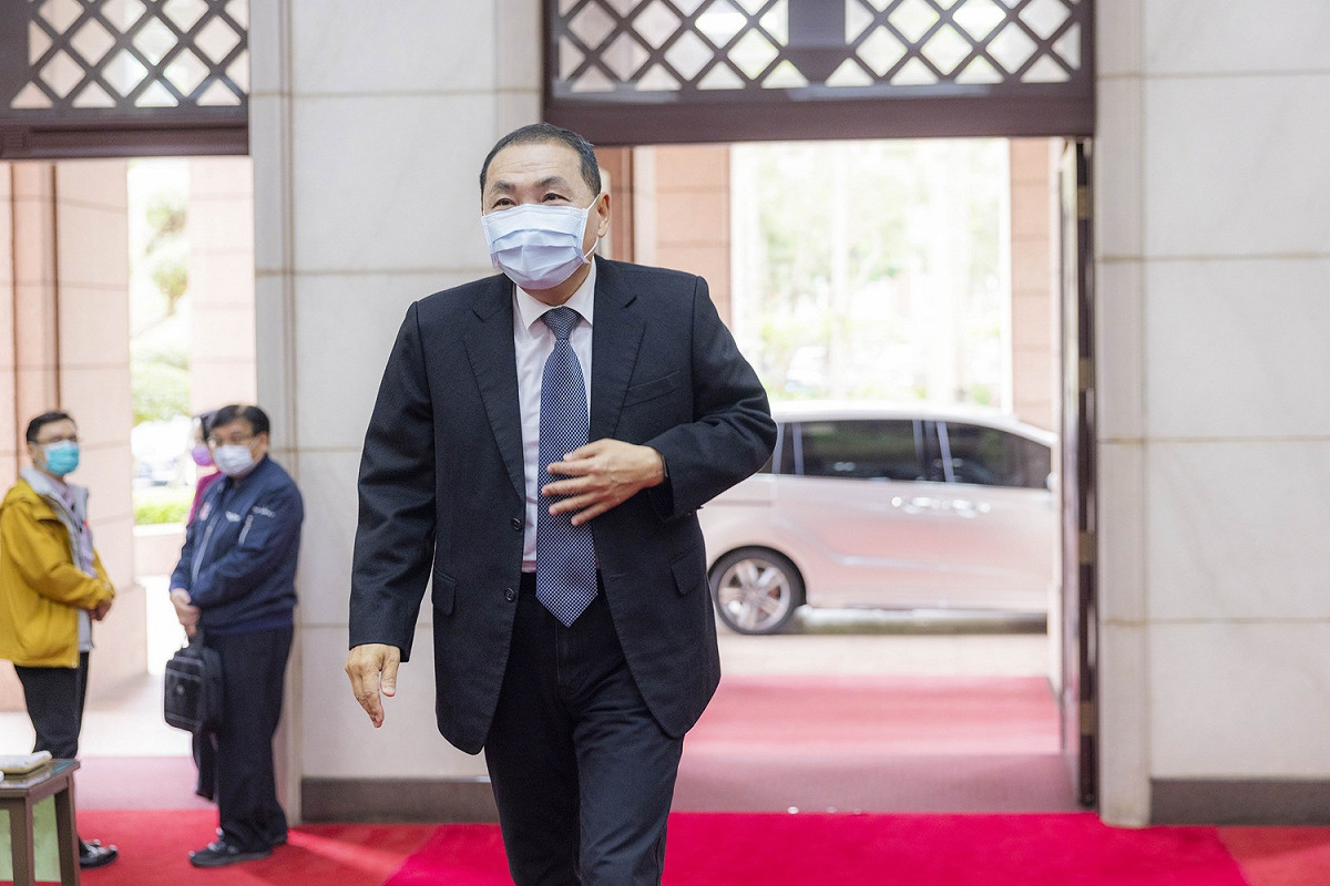 新北市長侯友宜今(30)日出席行政院會。 圖：新北市新聞局提供