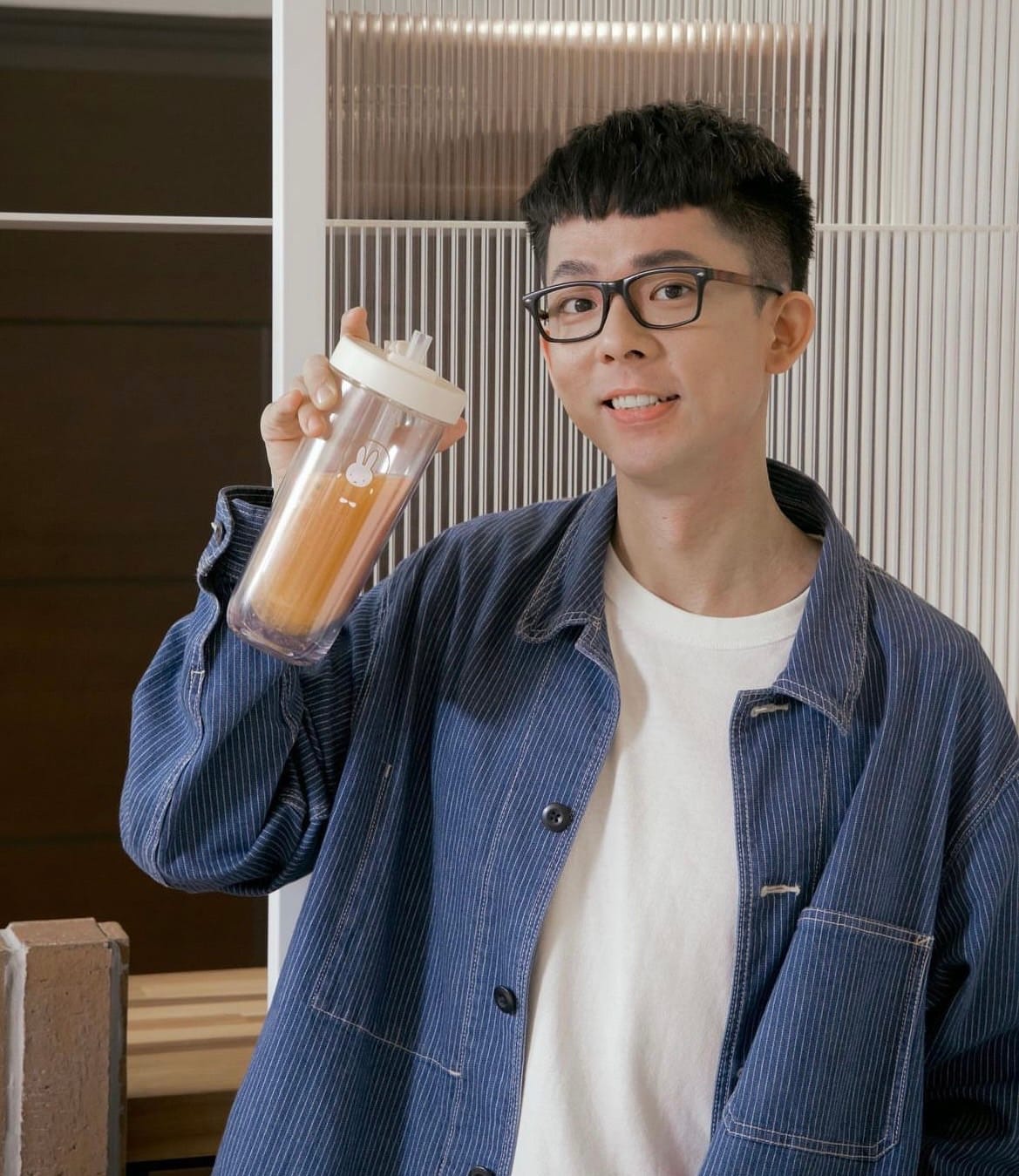 阿滴翻唱米津玄師的著名曲「Lemon」。 圖：翻攝自阿滴IG