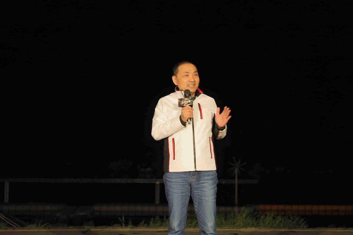 3月31日碧潭水舞啟動儀式侯友宜致詞。 圖：新北市觀旅局提供