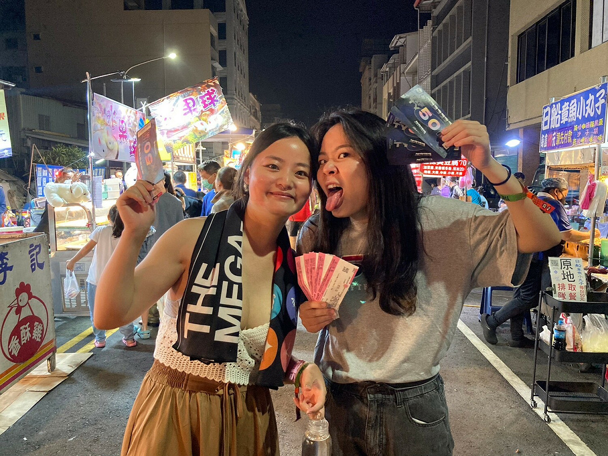 好用的商圈夜市優惠券。 圖：高雄市經發局/提供