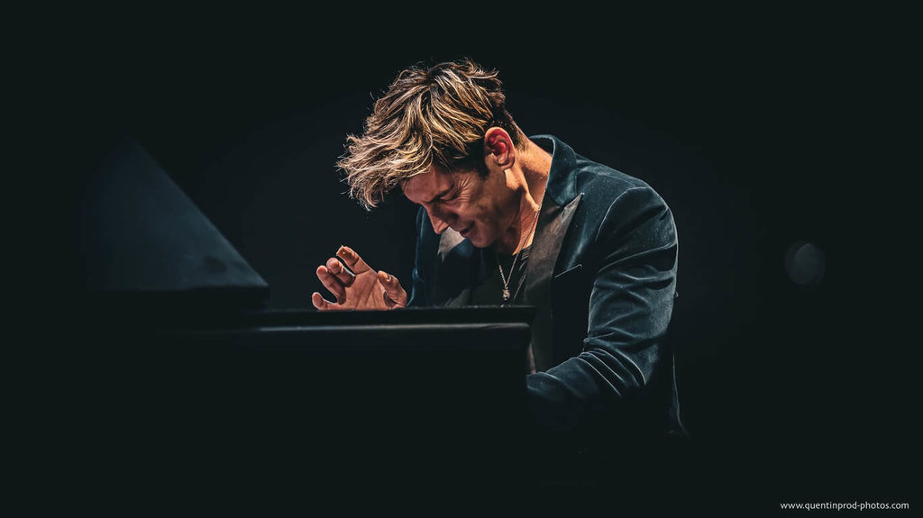 鋼琴曲「大黃蜂的飛行」席捲全球的克羅埃西亞鋼琴家邁可森（Maksim Mrvica），16日將抵台準備全台巡迴音樂會。（好滿意音樂提供）
