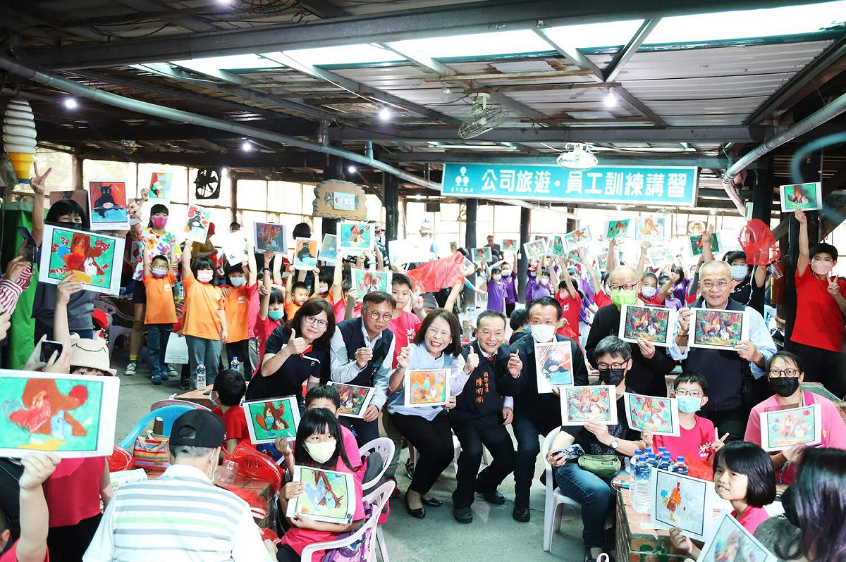 嘉縣民和國小在童年渡假村舉行課外教學，多元學習。 圖：嘉義縣政府/提供