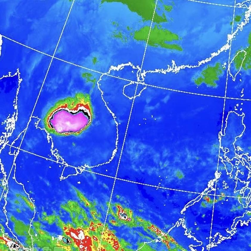 今日紅外線雲圖上可看到中南半島有一個強對流。 圖：取自鄭明典臉書