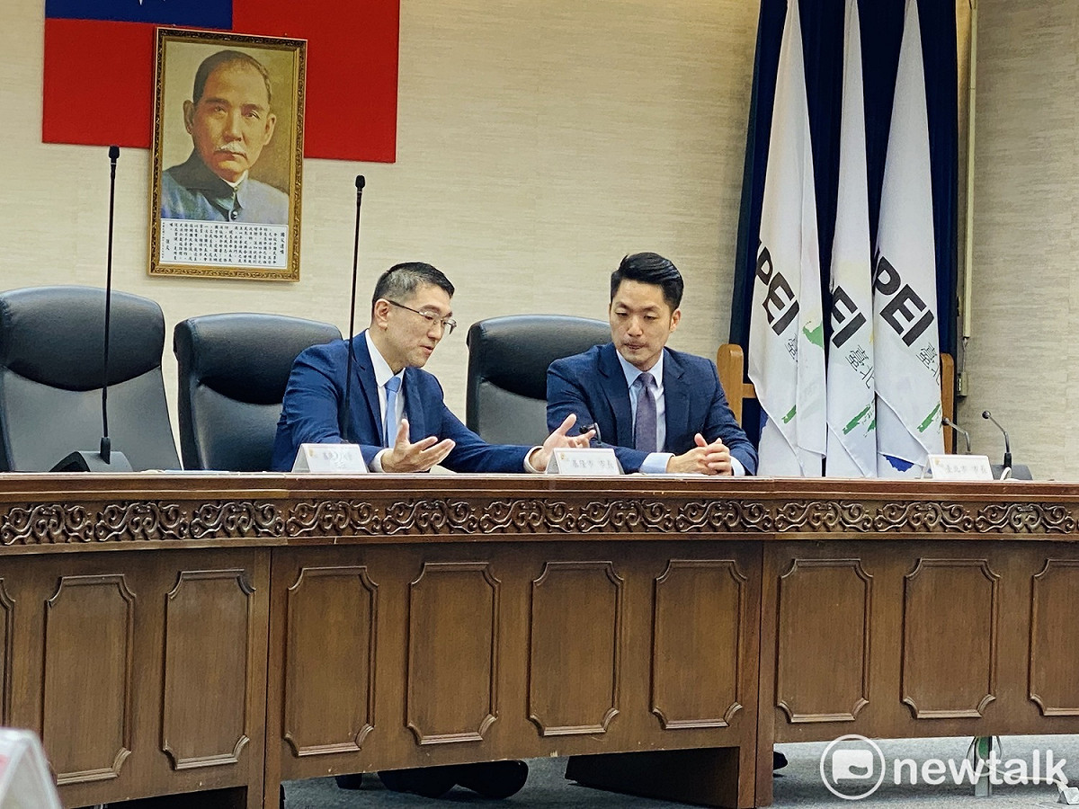 基隆市長謝國樑（左）今拜訪台北市長蔣萬安（右）。 圖：周煊惠 / 攝