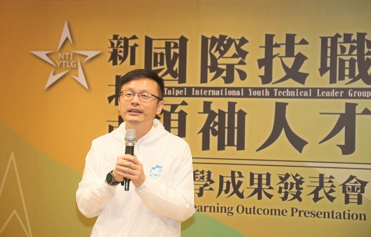 教育局長張明文參加國際技職領袖人才赴美見學成果展，肯定學生表現。 圖：新北市教育局提供