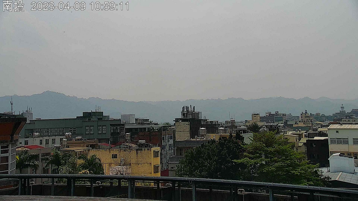 今(9)日中部以南空品區位於下風處，污染物易累積。 圖：翻攝自環保署空品監測網