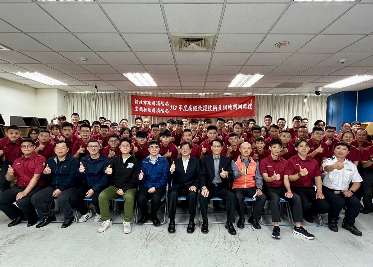 新北市消防局委託台灣大學醫學院附設醫院辦理第14期高級救護技術員訓練。 圖：新北市消防局提供