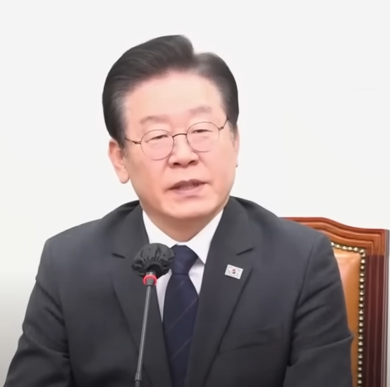 共同民主黨黨首李在明批評，韓國總統府可能存在安全漏洞。  圖：翻攝自李在明youtube