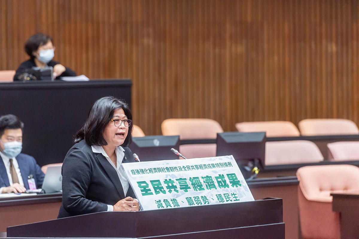 王美惠表示，雙項獲獎、雙項肯定，是對她極大肯定。 圖：王美惠辦公室提供