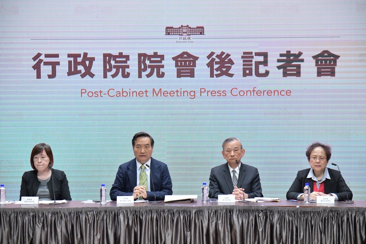 行政院今（13）天舉辦院會後記者會。 圖：行政院提供