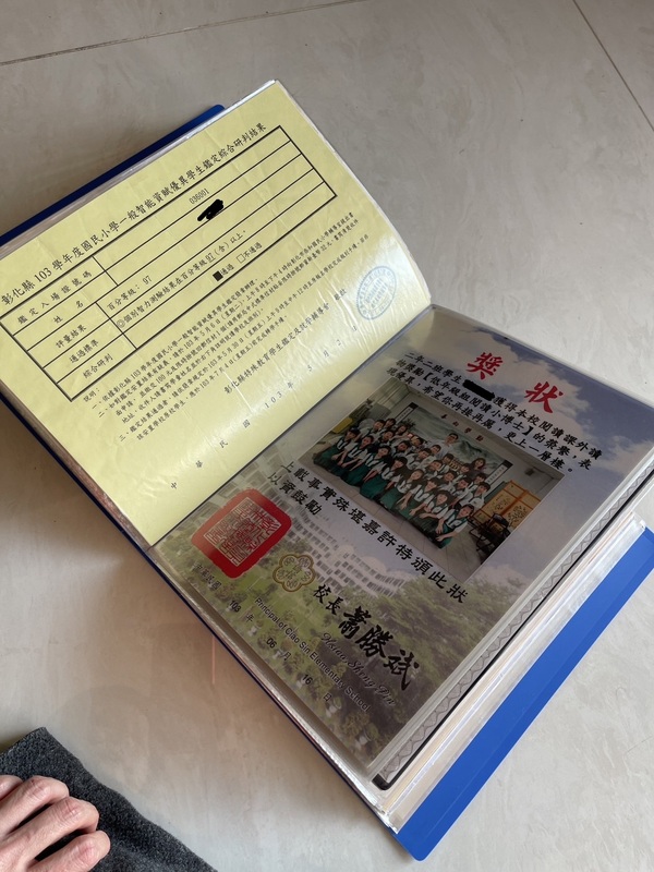 甲生國小時為彰化縣鑑定之資優生。 圖 :   人本教育基金會提供（資料照片）